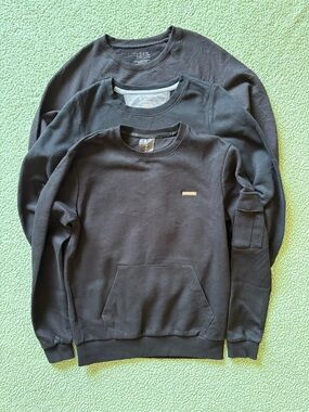 Black Crewneck Sweatshirt Bundle - Set of 3 Size S/M Unisex